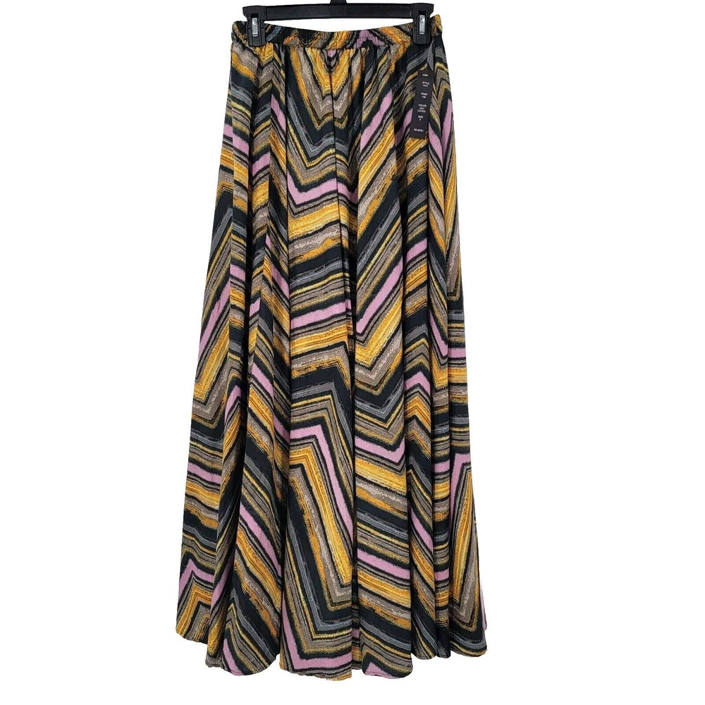 Mix Nouveau Women's Medium Flared Maxi Boho Geometric Elastic Waist Skirt NWT